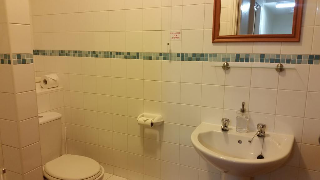 The Trevelyan Hotel Morecambe Bilik gambar