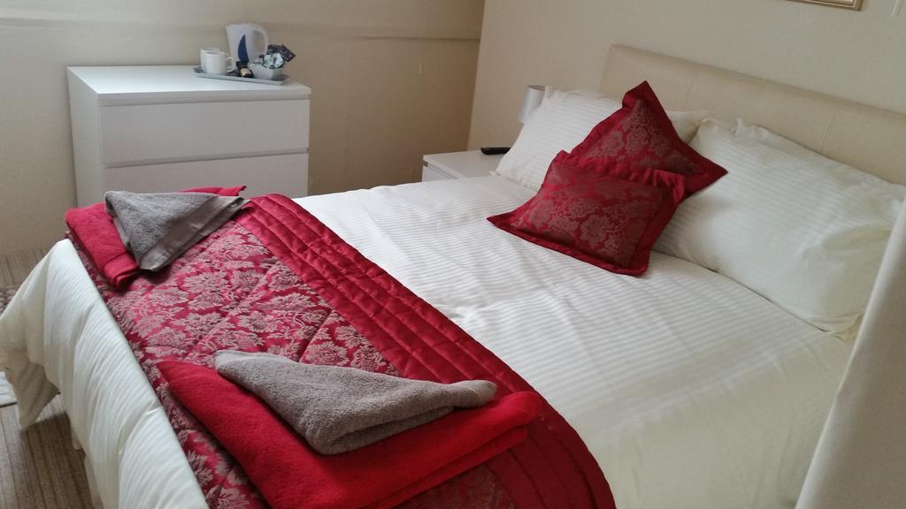The Trevelyan Hotel Morecambe Bilik gambar