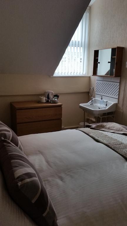 The Trevelyan Hotel Morecambe Bilik gambar