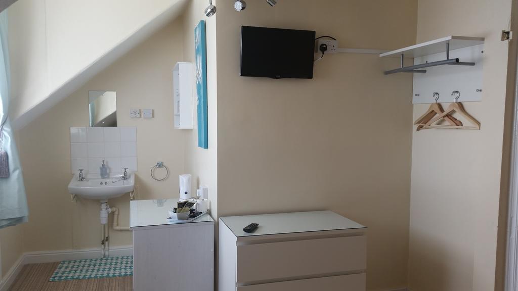 The Trevelyan Hotel Morecambe Bilik gambar