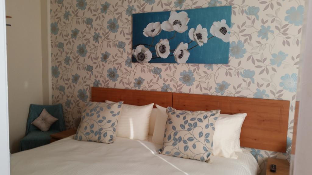 The Trevelyan Hotel Morecambe Bilik gambar