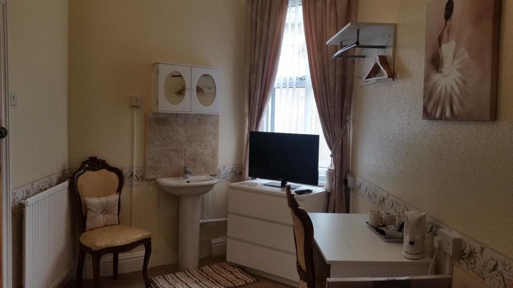 The Trevelyan Hotel Morecambe Bilik gambar