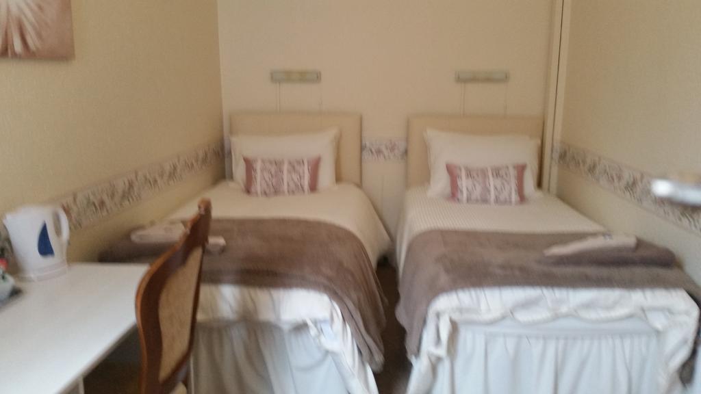 The Trevelyan Hotel Morecambe Bilik gambar