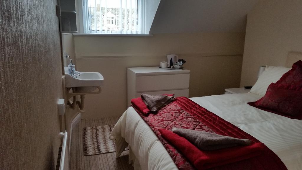 The Trevelyan Hotel Morecambe Bilik gambar